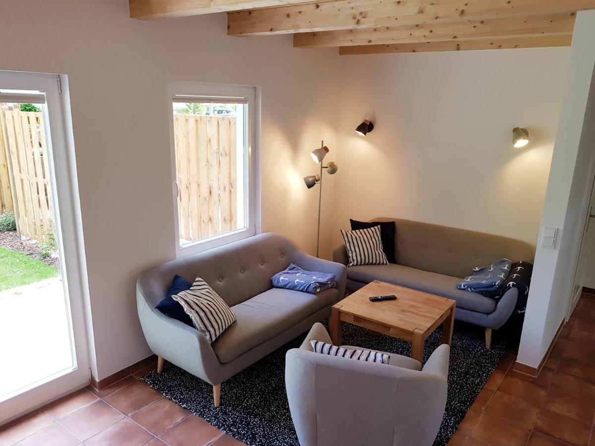 Ferienhaus An Der Nordsee - Familienfreundlich, Gut Ausgestattet & Viel Platz Butjadingen Eksteriør bilde