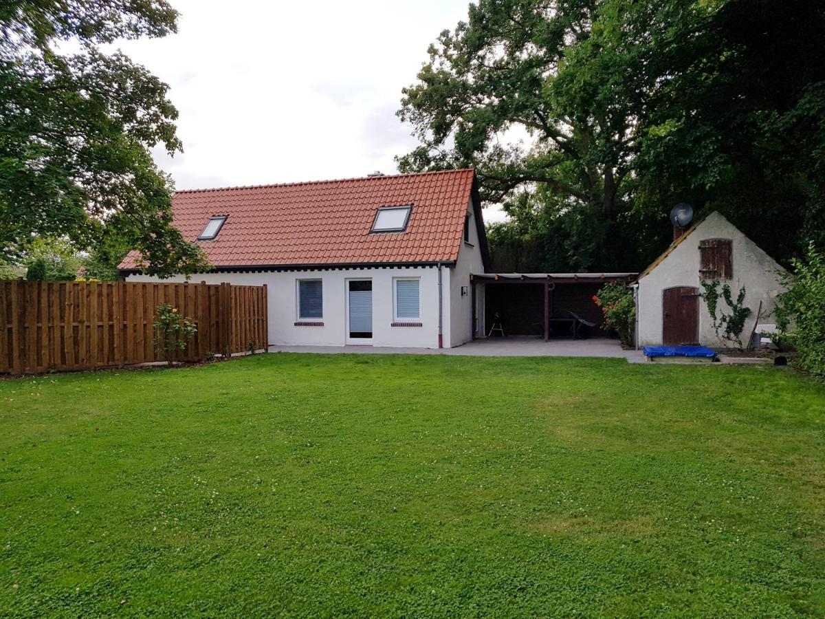 Ferienhaus An Der Nordsee - Familienfreundlich, Gut Ausgestattet & Viel Platz Butjadingen Eksteriør bilde