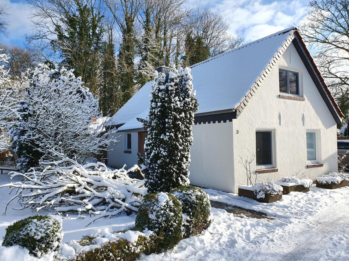 Ferienhaus An Der Nordsee - Familienfreundlich, Gut Ausgestattet & Viel Platz Butjadingen Eksteriør bilde